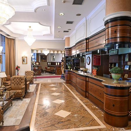 Stone Bridge Hotel Скопье Экстерьер фото