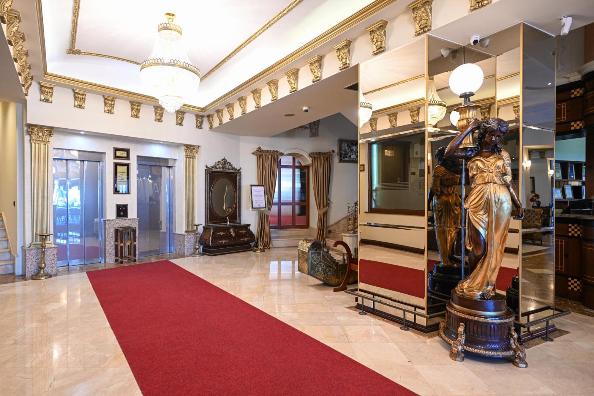 Stone Bridge Hotel Скопье Экстерьер фото